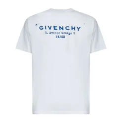 Białe T-shirty i Pola
