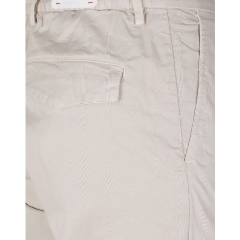 Chinos