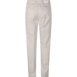 Chinos