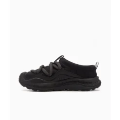 Czarne Sneakersy z Wstawionym Designem