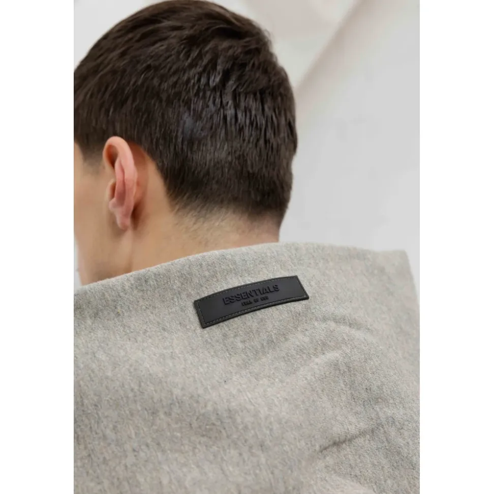 Dres 1977