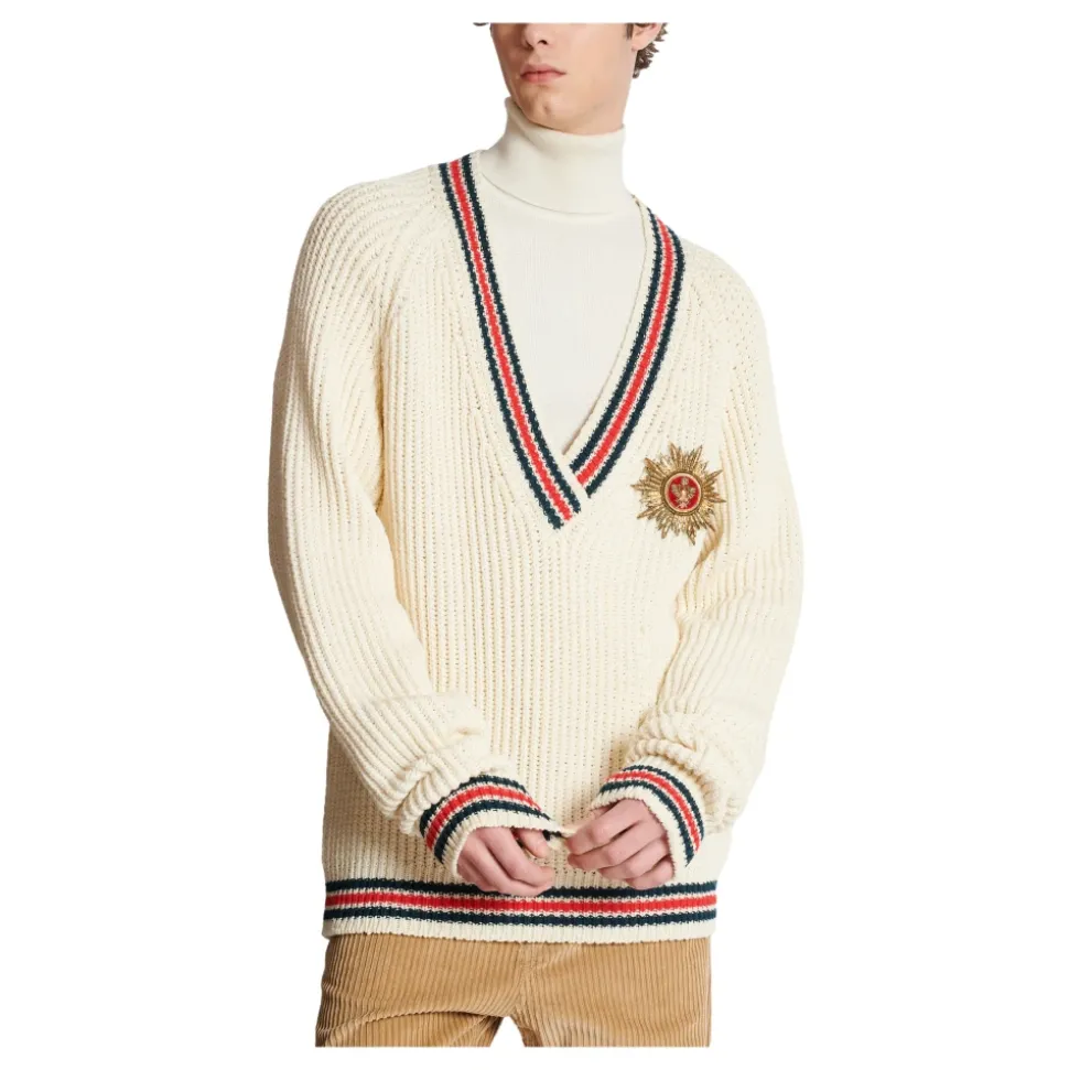 Dzianinowy sweter z naszywką