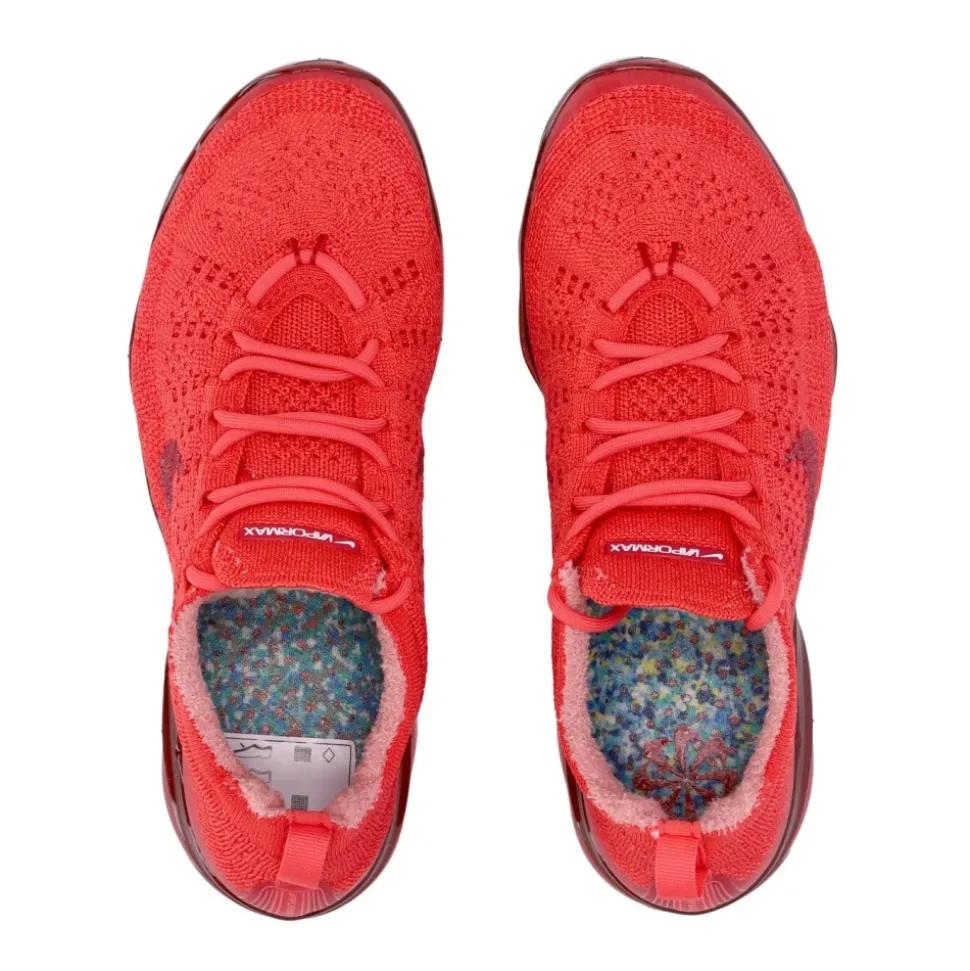 Flyknit Track Red Low Sneakers