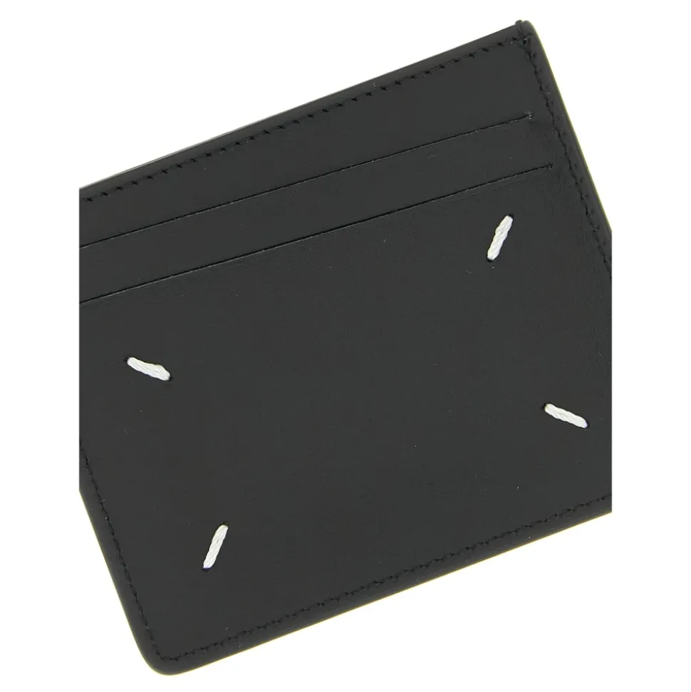 Four Stitches Card Holder