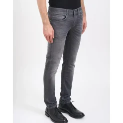 George Jeans