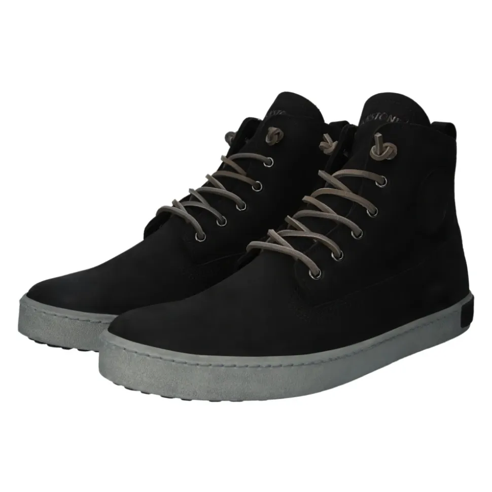 GM06 Hi-top Sneaker