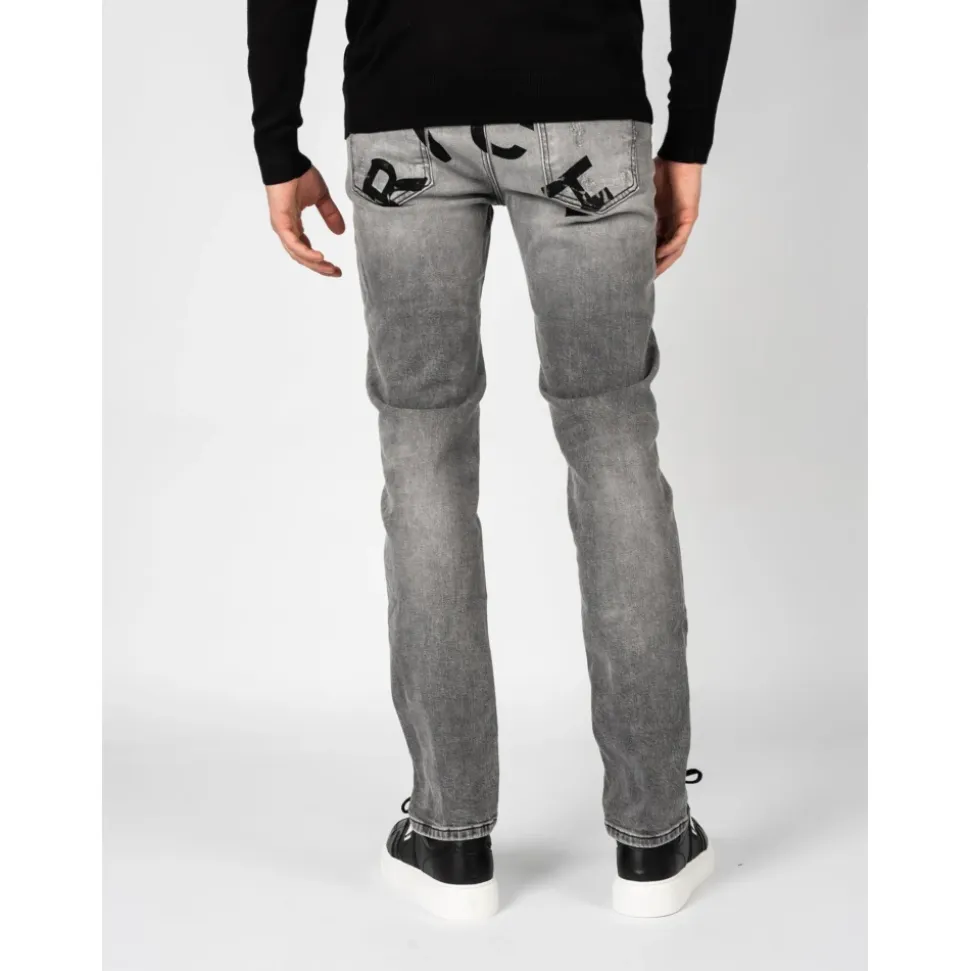 Jeansy Slim-fit