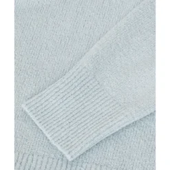 Jedwabny sweter z okrągłym dekoltem o delikatnej estetyce
