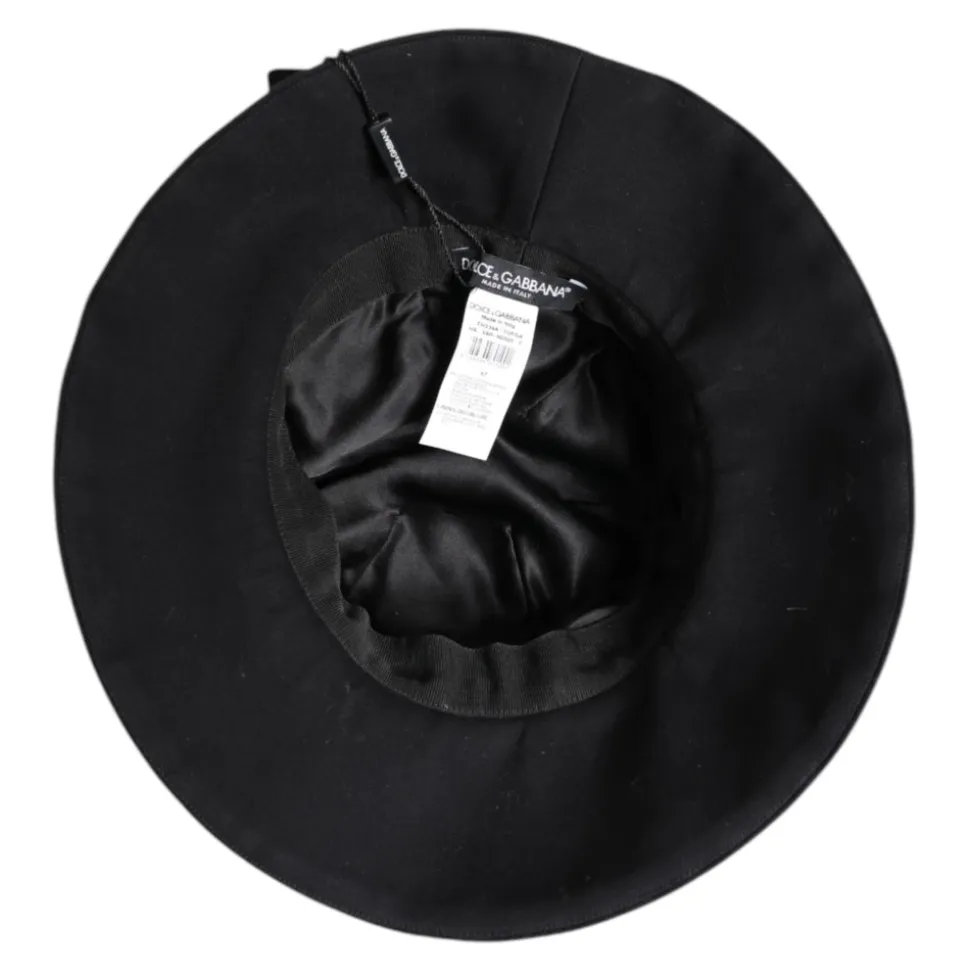 Kapelusz typu Bucket Hat z szerokim rondem