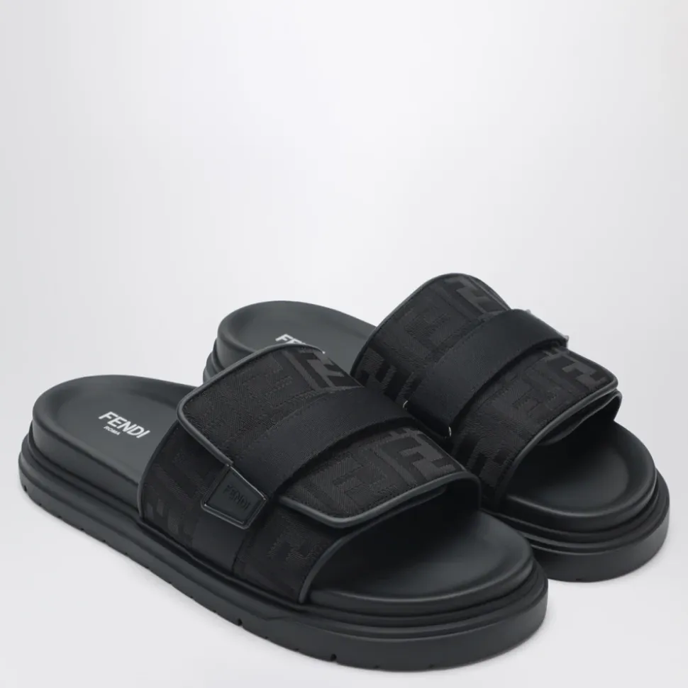 Klapki Chunky Slides
