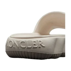 Klapki letnie w stylu pikowanym Offwhite
