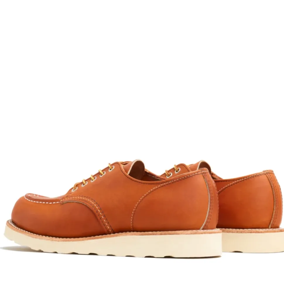 Klasyczne buty Oxford w kolorze Oro