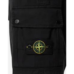 Krótkie spodenki Cargo Bermuda o kroju slim fit