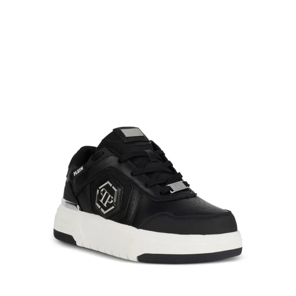 Low-Top Sneakers SK8R