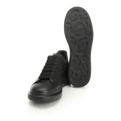 Oversized Sneaker
