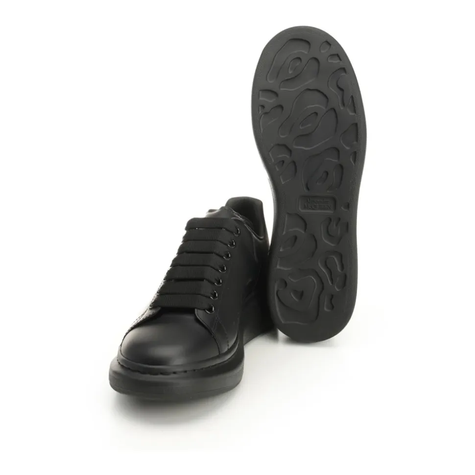 Oversized Sneaker
