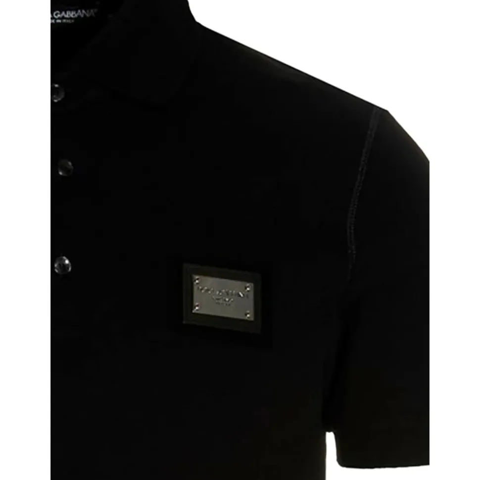 Polo z plakietką z logo