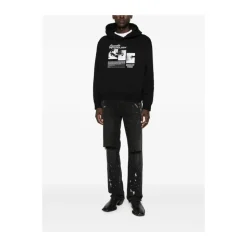 P011 Straight Jeans