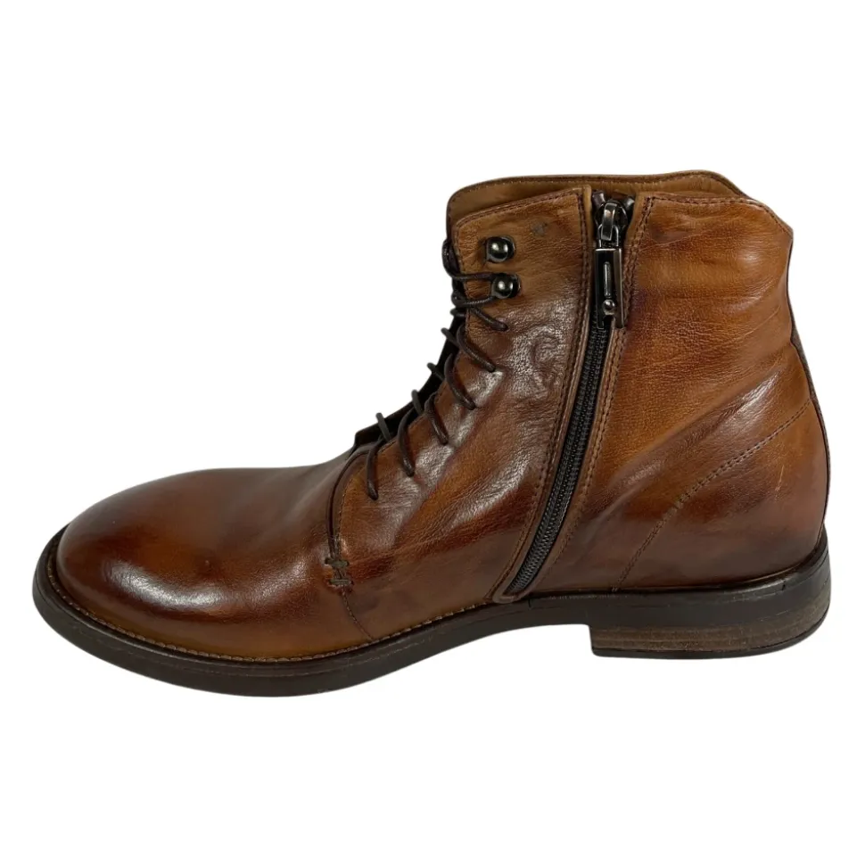 Ranch Lace-up Boot