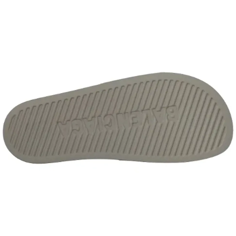 Rubber sandals