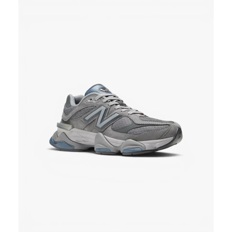 9060 Running Shoes