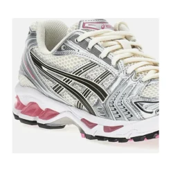 Running Shoes