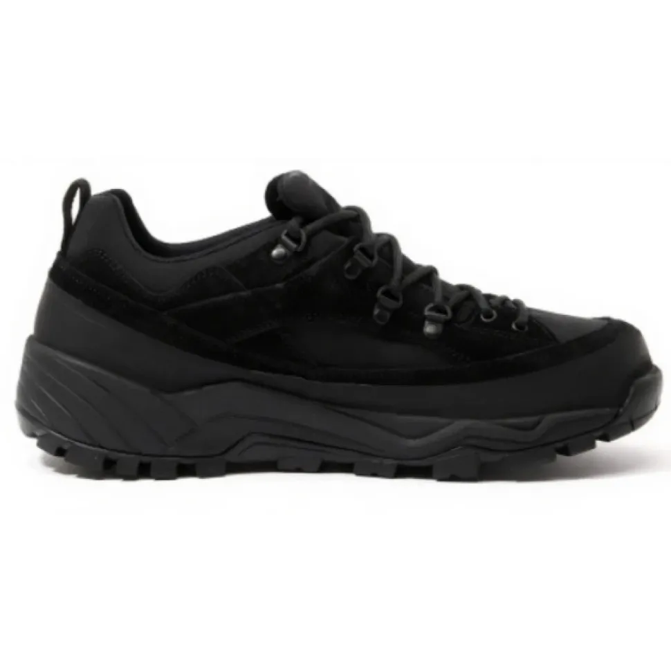 Sciliar Sneaker