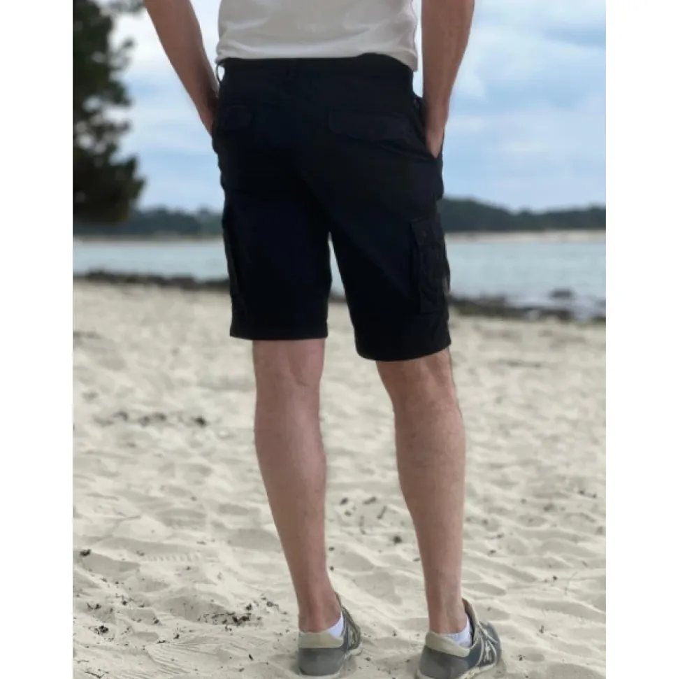 Short Cargo