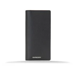 Skórzany etui na paszport z miejscami na karty