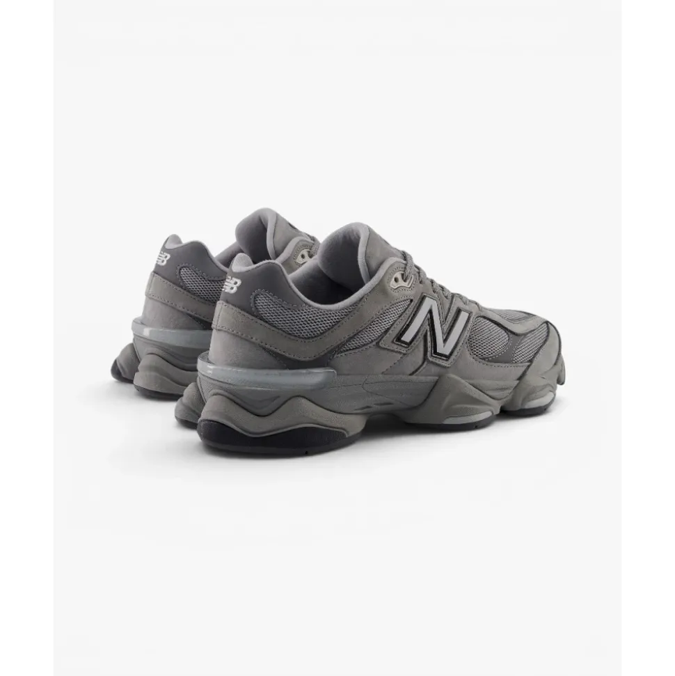 9060 Sneaker
