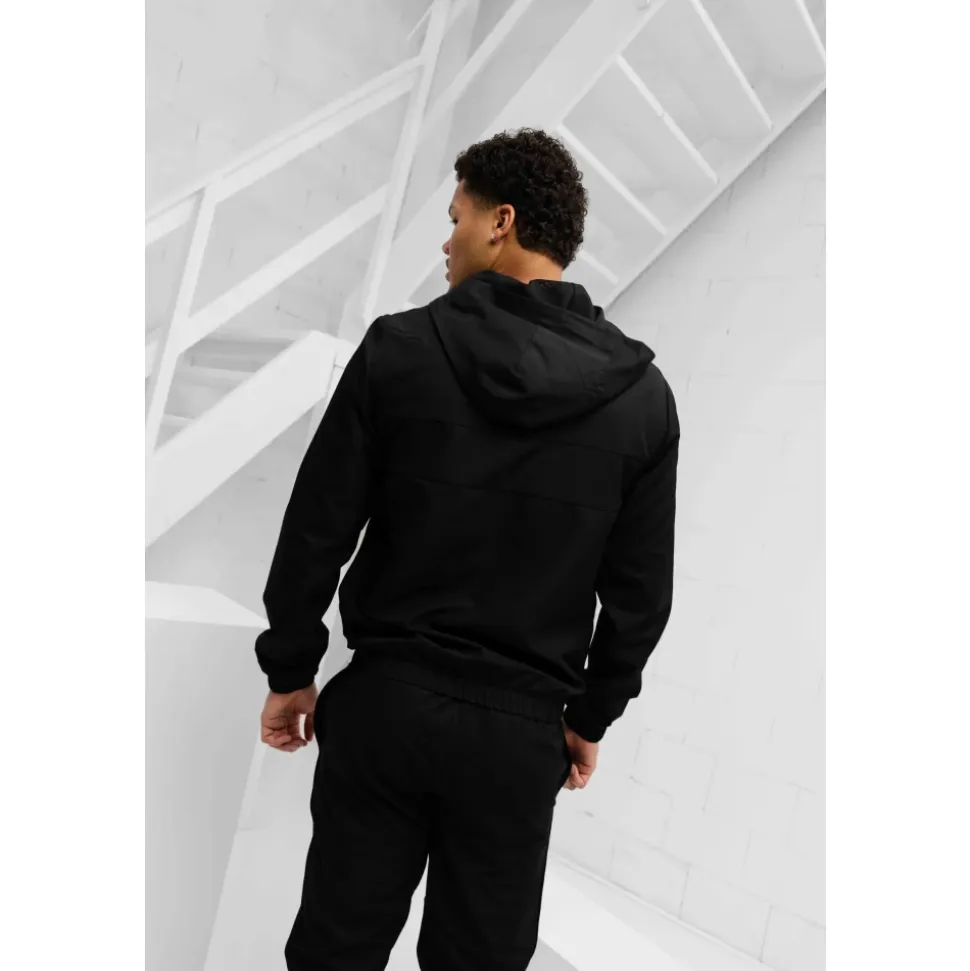 Sportowy dres z tafty diamentowej