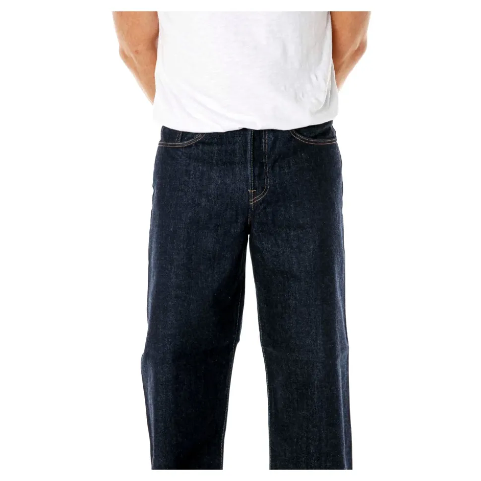 Straight Jeans