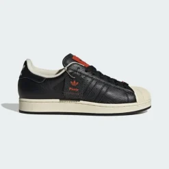 Superstar II Paris