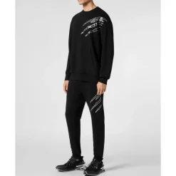 Sweatshirt Scratch