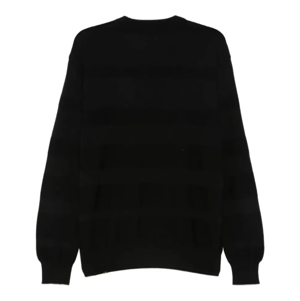 Sweter w paski z okrągłym dekoltem