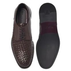 Sznurowane buty ze skóry plecionej
