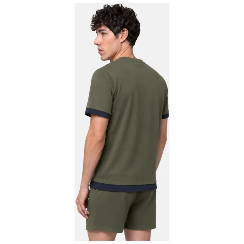 T-shirt + Spodenki