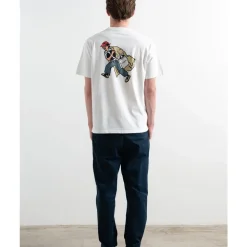 T-shirty