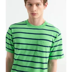 T-shirty