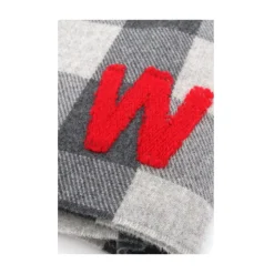 Wełniany szal w pepitkę
